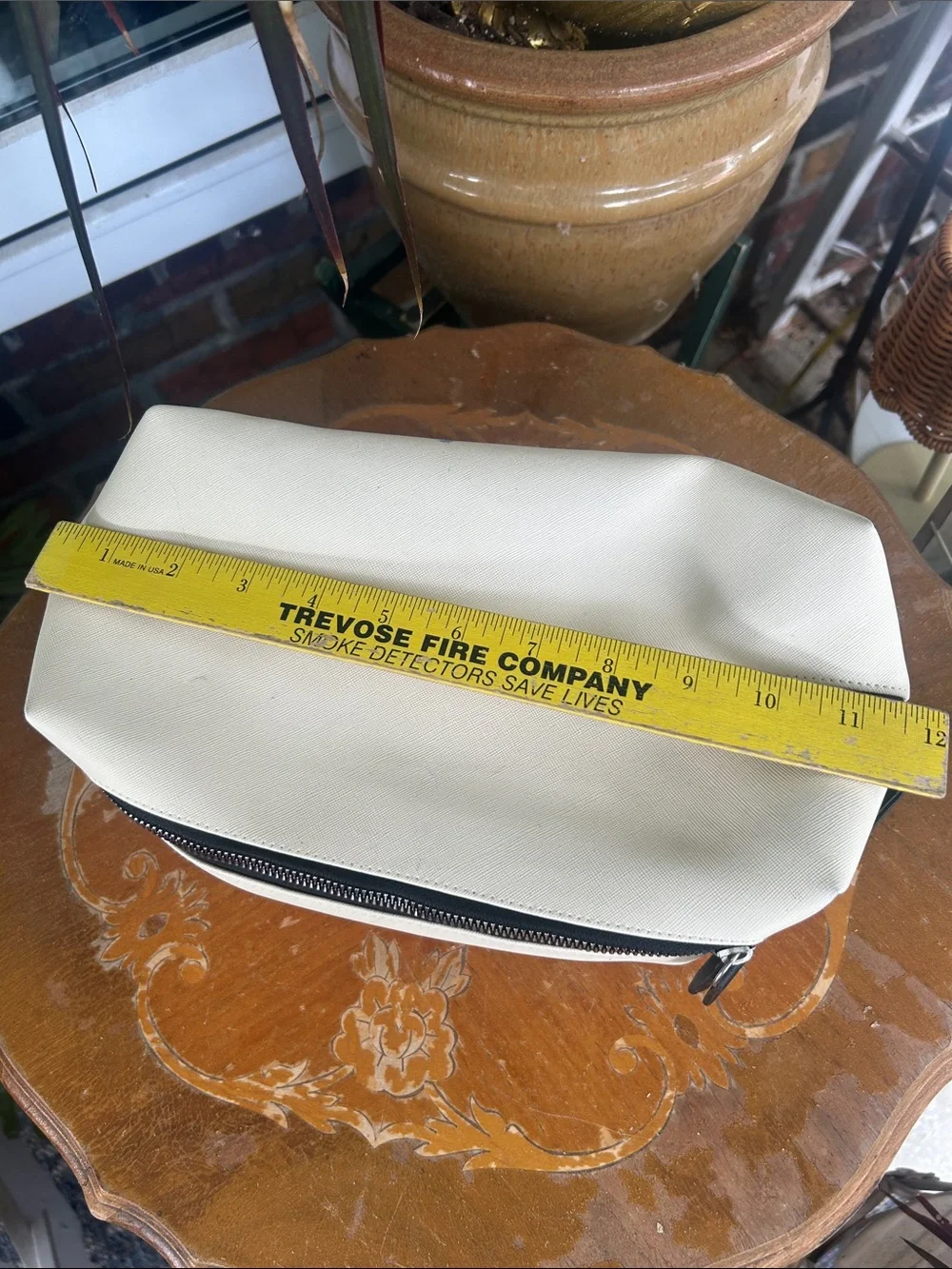 TOILETRIES Bag
